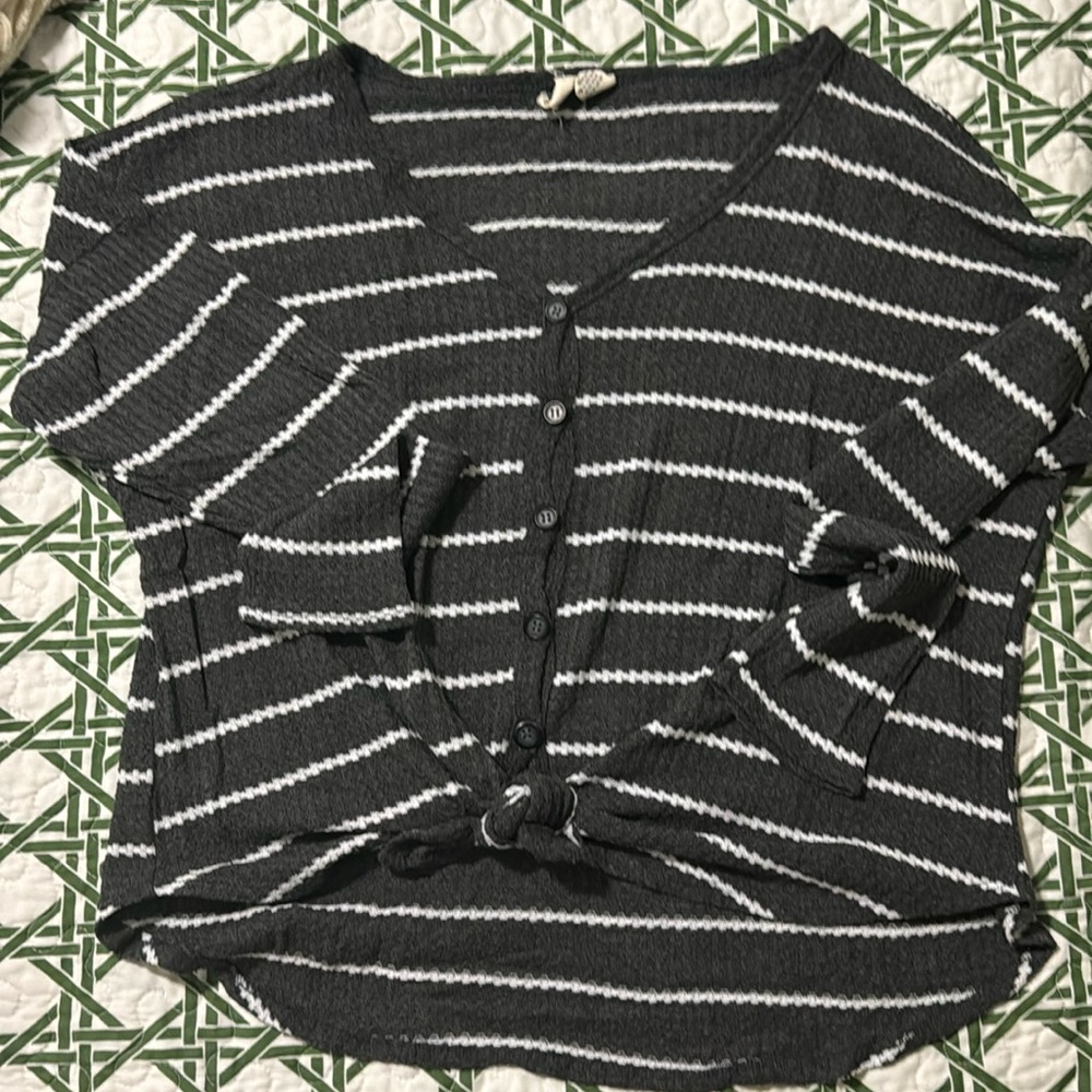 Sky and sparrow/tillys long sleeve thermal